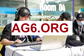 乌兹：快乌兹杯了，最近就韩服和组排，之后把小虎叫来！